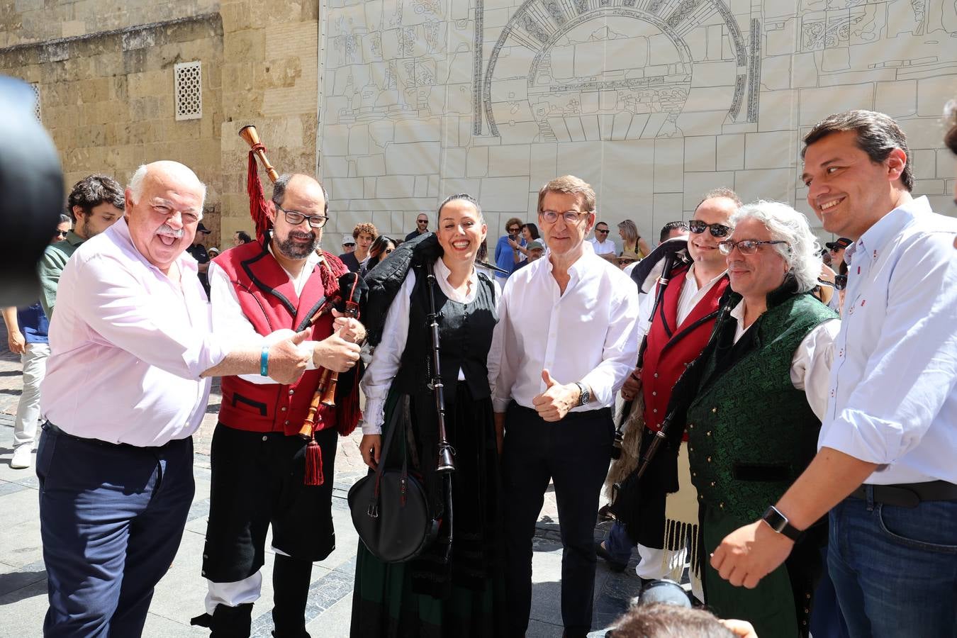 El acto de Feijóo en Córdoba, en imágenes