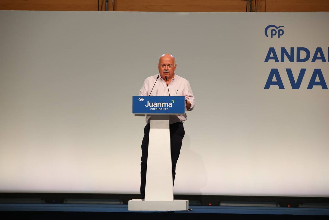 El acto de Feijóo en Córdoba, en imágenes