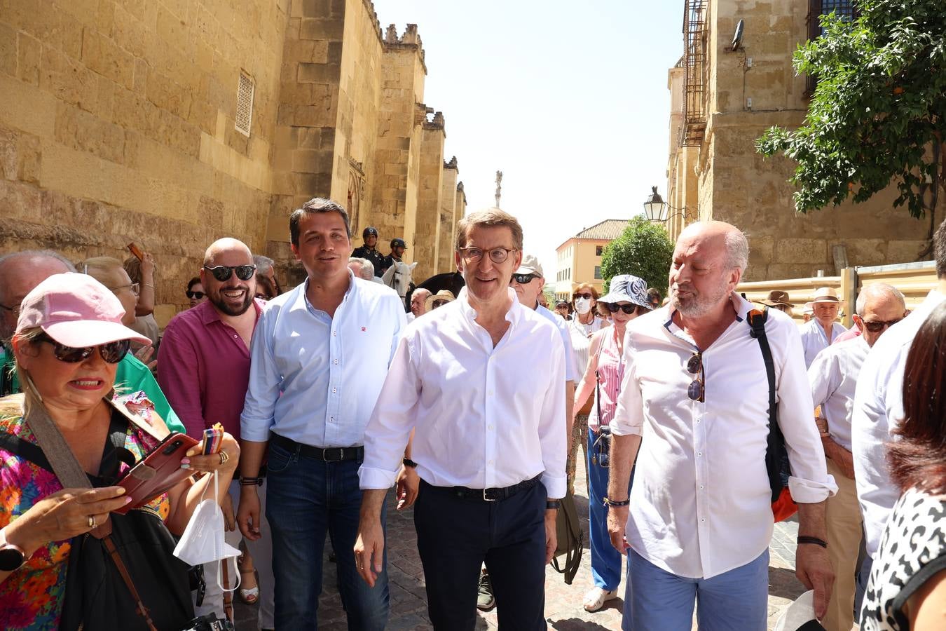 El acto de Feijóo en Córdoba, en imágenes