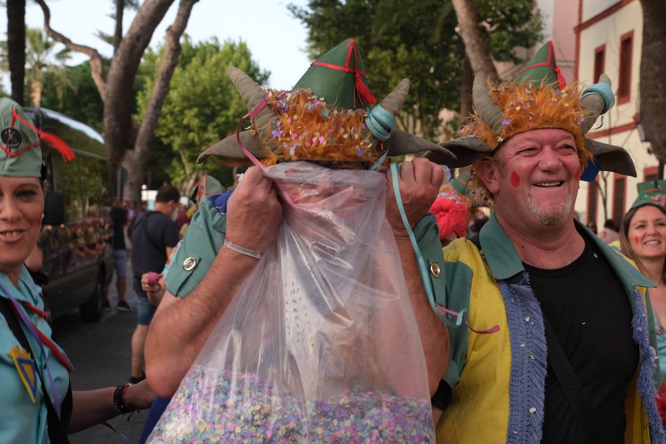 Fotos: Así ha sido la Cabalgata del Humor en Cádiz