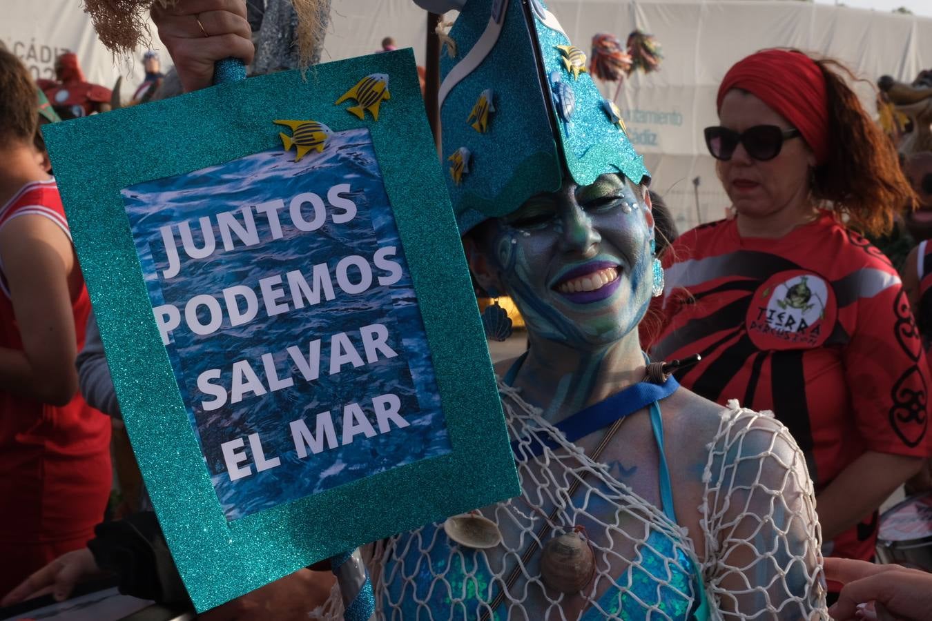 Fotos: Así ha sido la Cabalgata del Humor en Cádiz