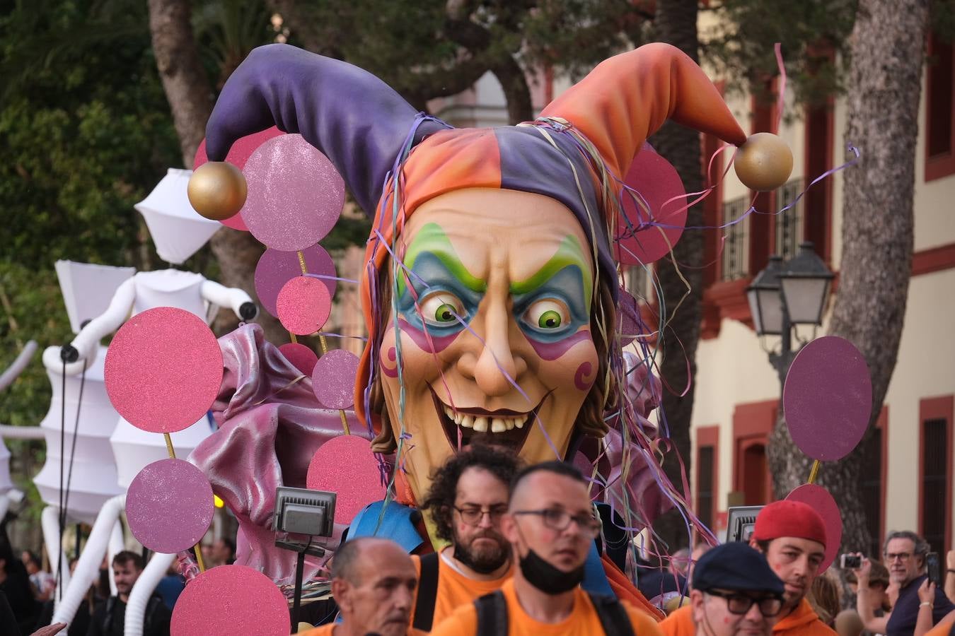 Fotos: Así ha sido la Cabalgata del Humor en Cádiz