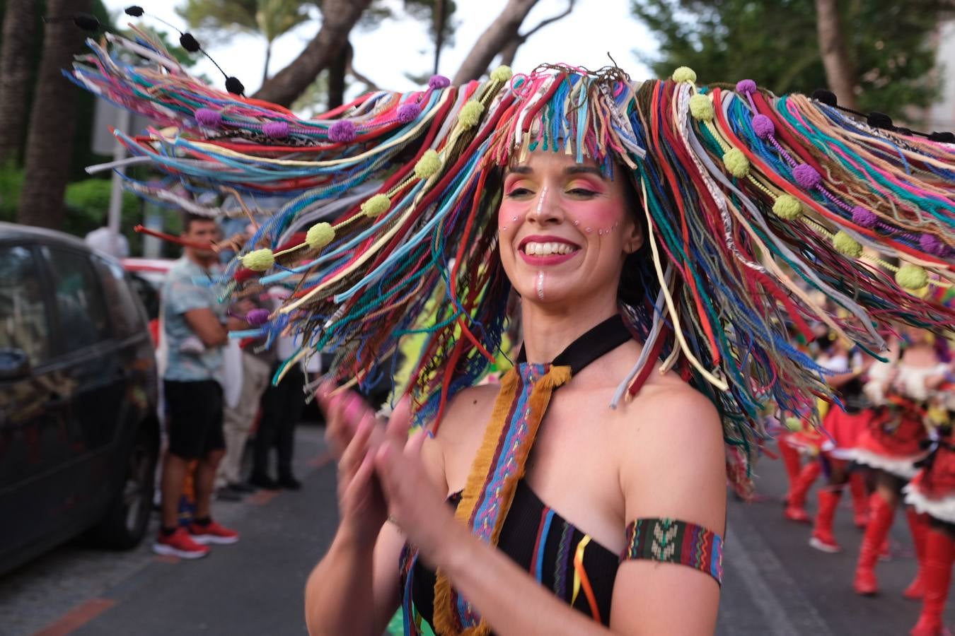 Fotos: Así ha sido la Cabalgata del Humor en Cádiz