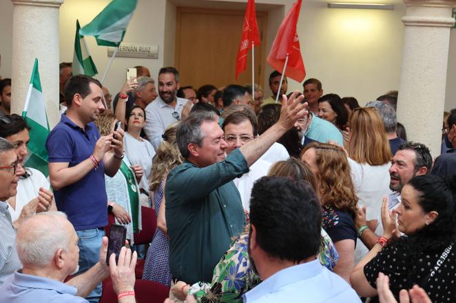 El acto de Espadas con los presidentes autonómicos en Córdoba, en imágenes