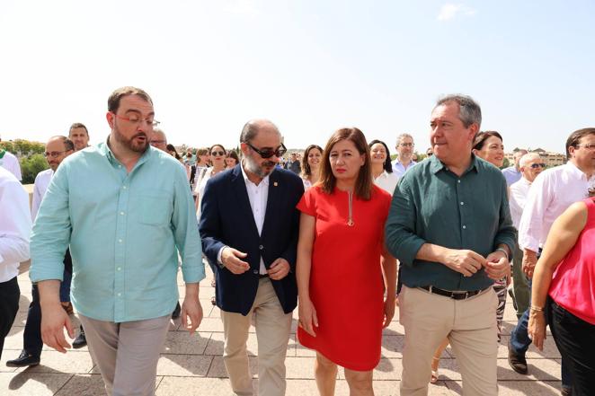 El acto de Espadas con los presidentes autonómicos en Córdoba, en imágenes