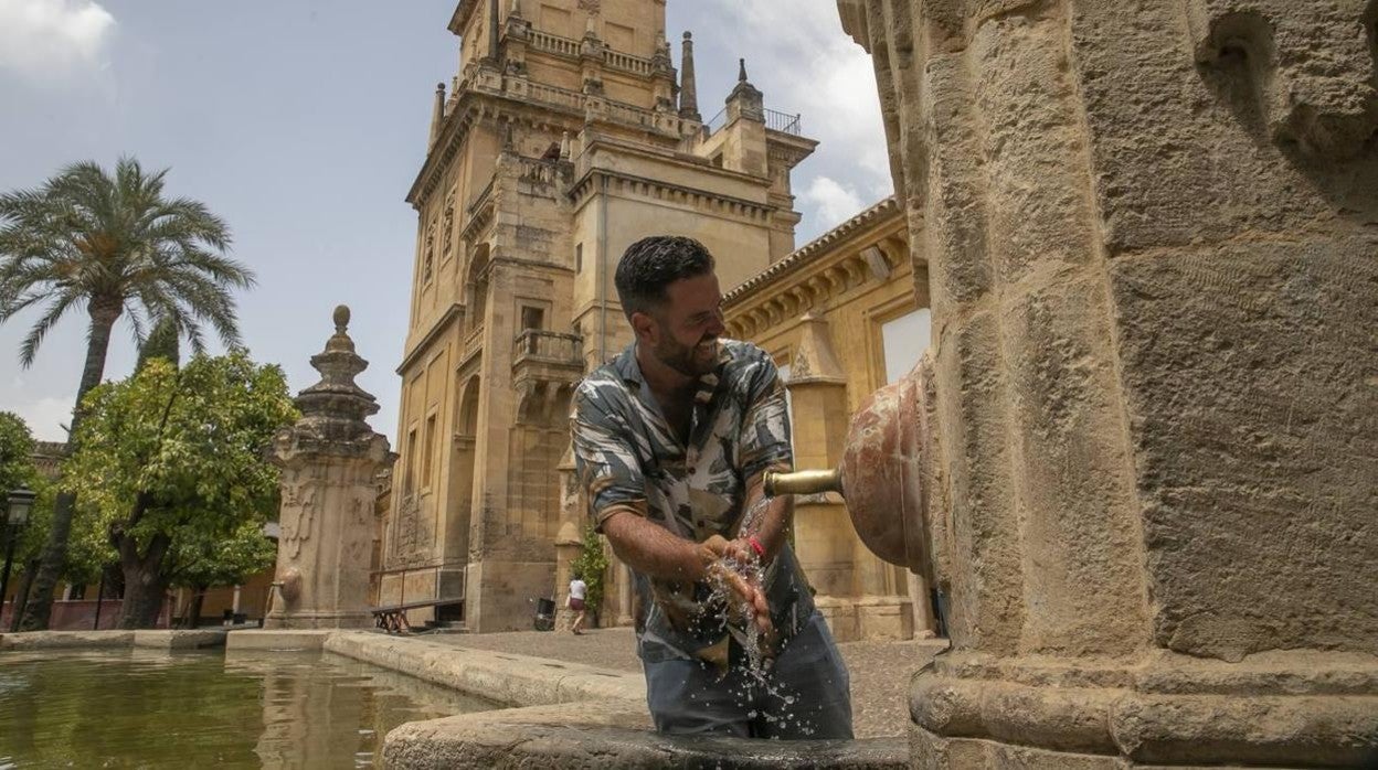 La asfixiante ola de calor en Córdoba, en imágenes