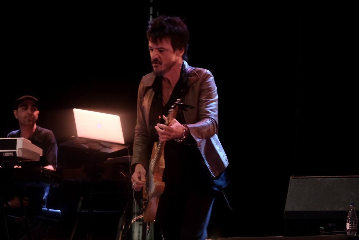 Fotos: Así ha sido el concierto de Coque Malla en San Antonio