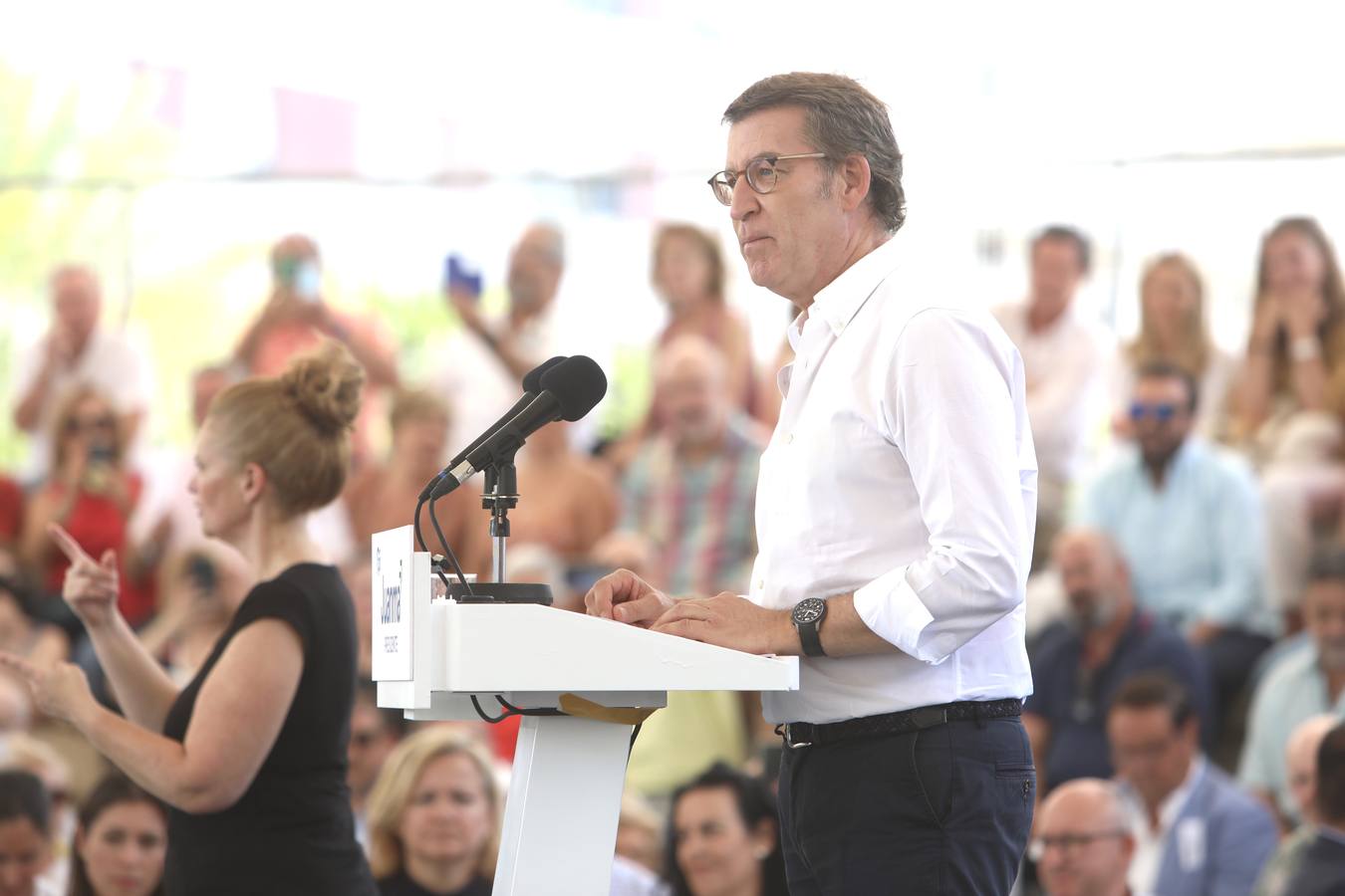 Fotos: Feijóo pide el voto en Cádiz «para seguir construyendo una tierra más libre»