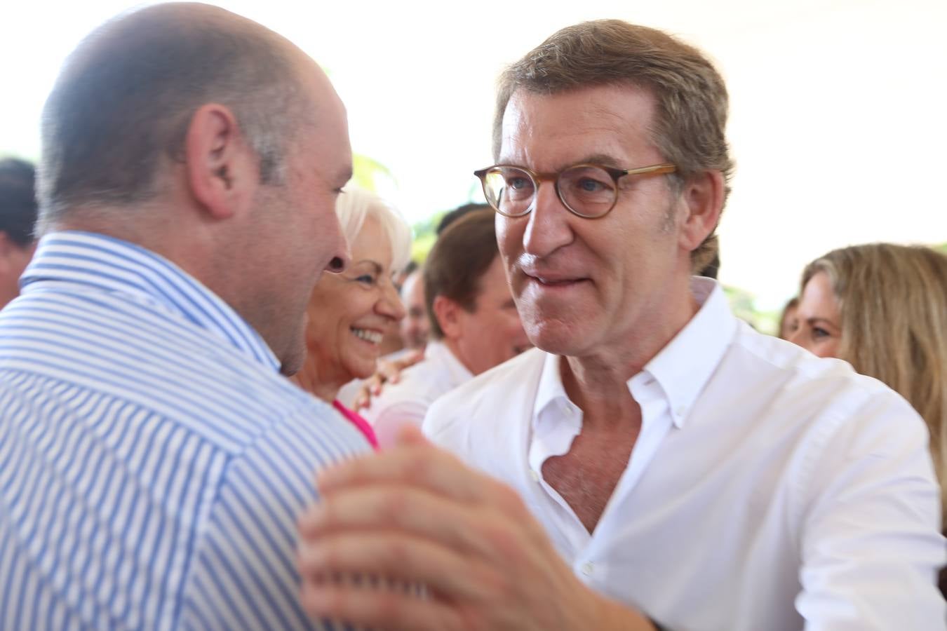 Fotos: Feijóo pide el voto en Cádiz «para seguir construyendo una tierra más libre»