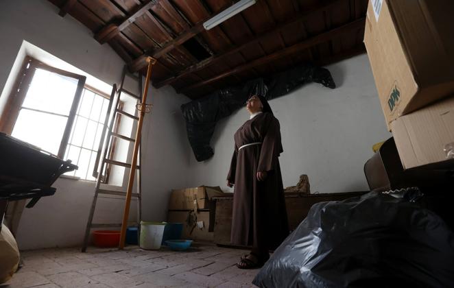 Los problemas del convento de las Capuchinas de Córdoba, en imágenes