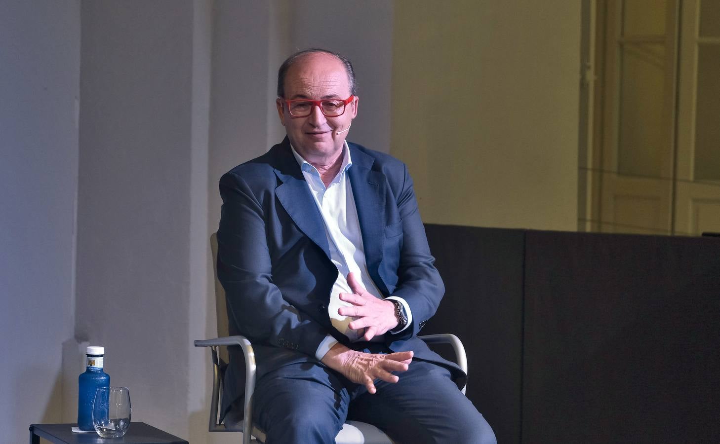 Encuentro con José Castro, presidente del Sevilla FC, en imágenes