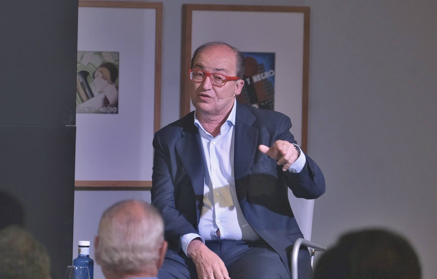 Encuentro con José Castro, presidente del Sevilla FC, en imágenes