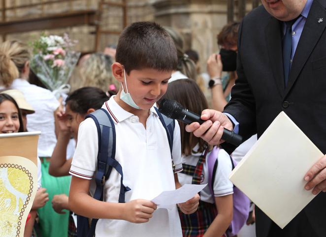 Todas las imágenes de la Ofrenda Floral