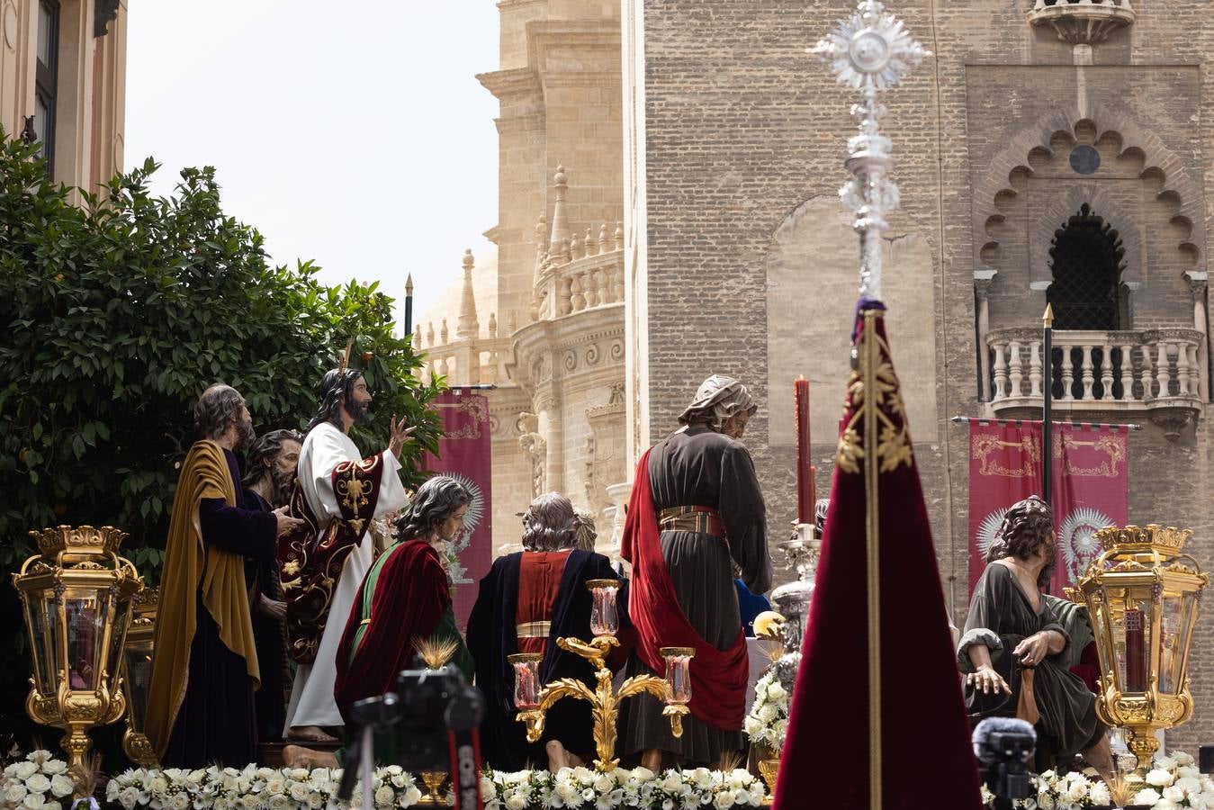 Las mejores imágenes de la procesión del Corpus Christi de Sevilla (y II)