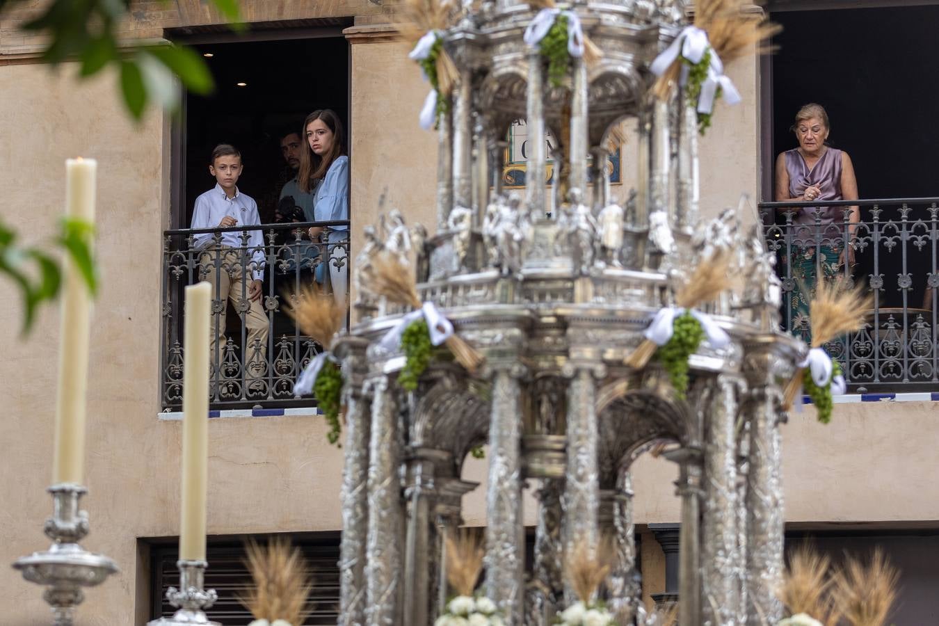 Las mejores imágenes de la procesión del Corpus Christi de Sevilla (y II)