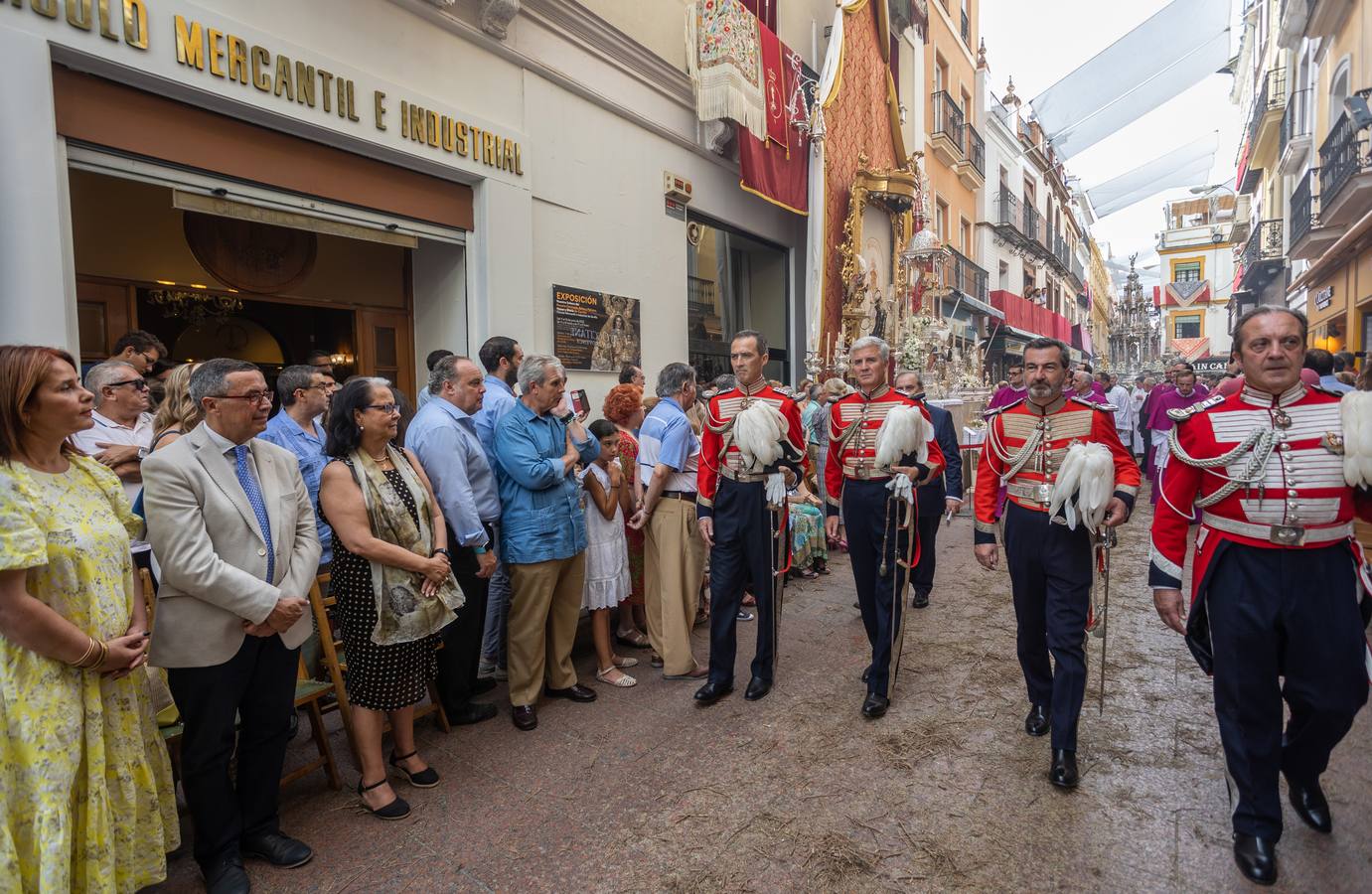 Las mejores imágenes de la procesión del Corpus Christi de Sevilla (y II)