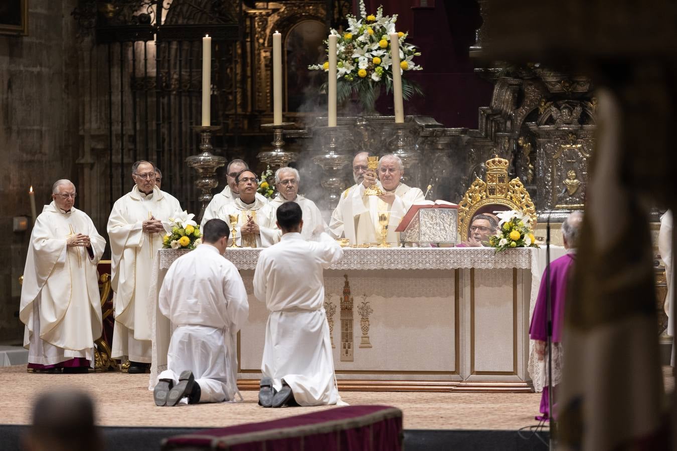 En imágenes, la Eucaristía del Corpus Christi en la Catedral de Sevilla