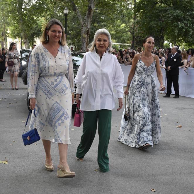 Beatriz de Orléans. Acudió con su hija Adelaida.