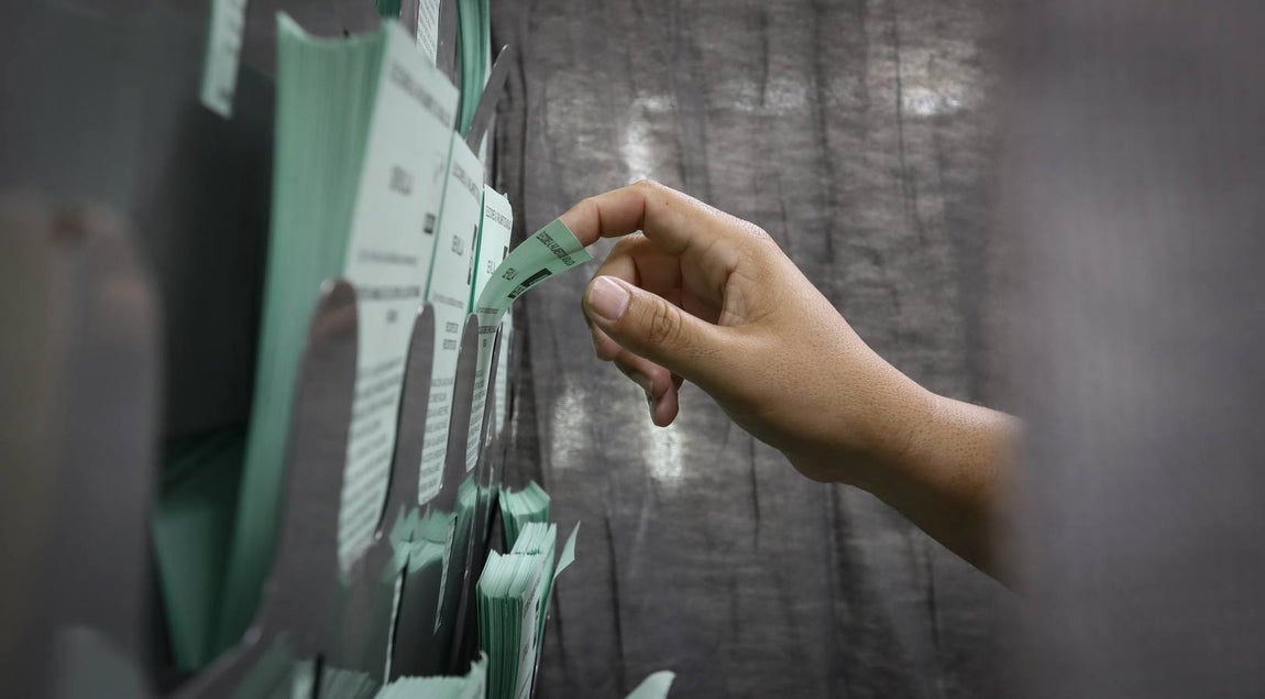 Votaciones durante la jornada electoral del 19J en Andalucía