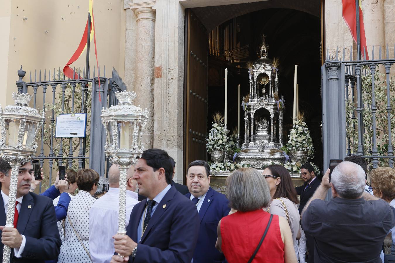 Procesión del Corpus Christi de Triana por las calles del barrio