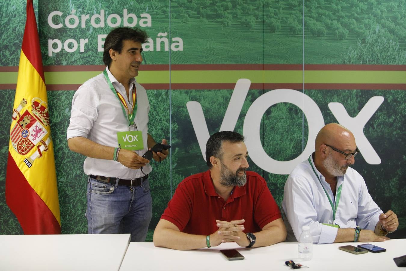 Elecciones Andalucía 2022 | La noche electoral de Vox en Córdoba, en imágenes