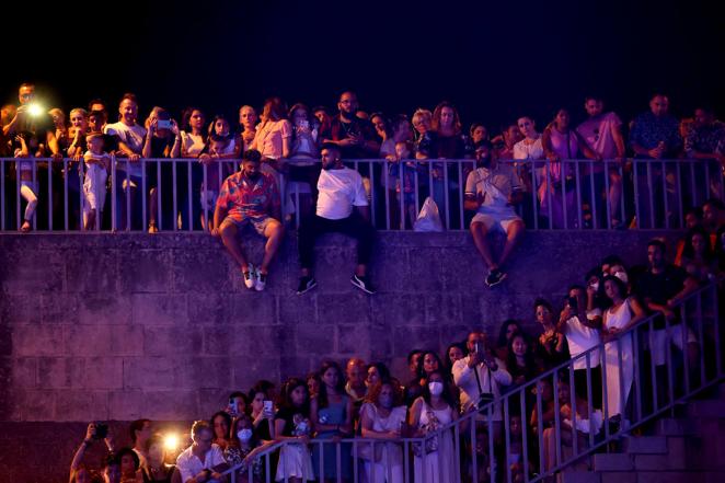 Las actuaciones de &#039;Farru&#039; y Dani de Morón en la Noche Blanca del Flamenco, en imágenes