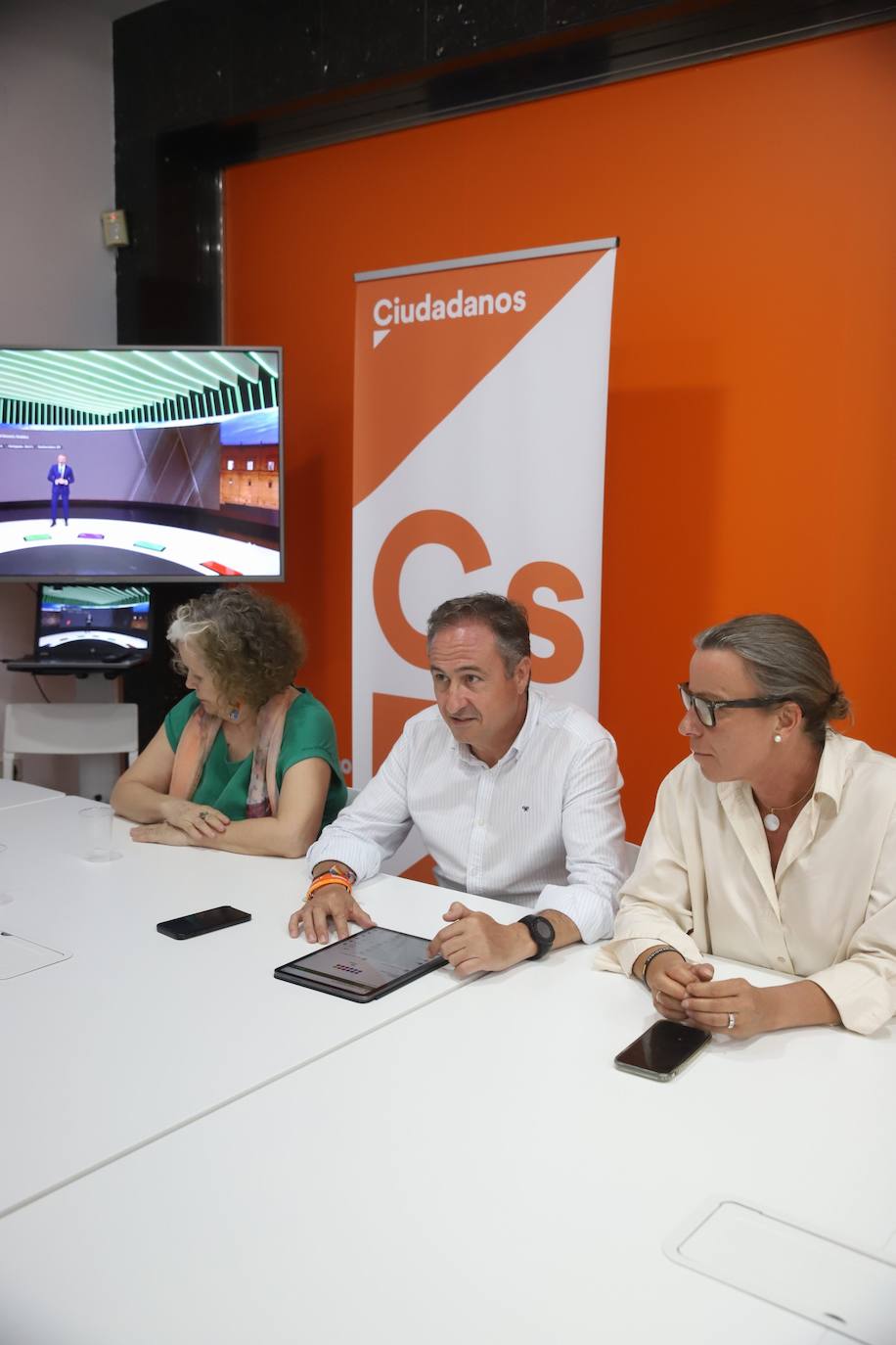 La desolación de Ciudadanos en Córdoba tras quedarse sin parlamentarios, en imágenes