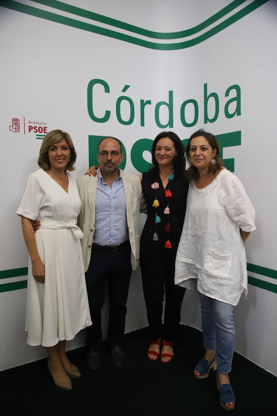 La dura derrota del PSOE de Córdoba en las autonómicas, en imágenes