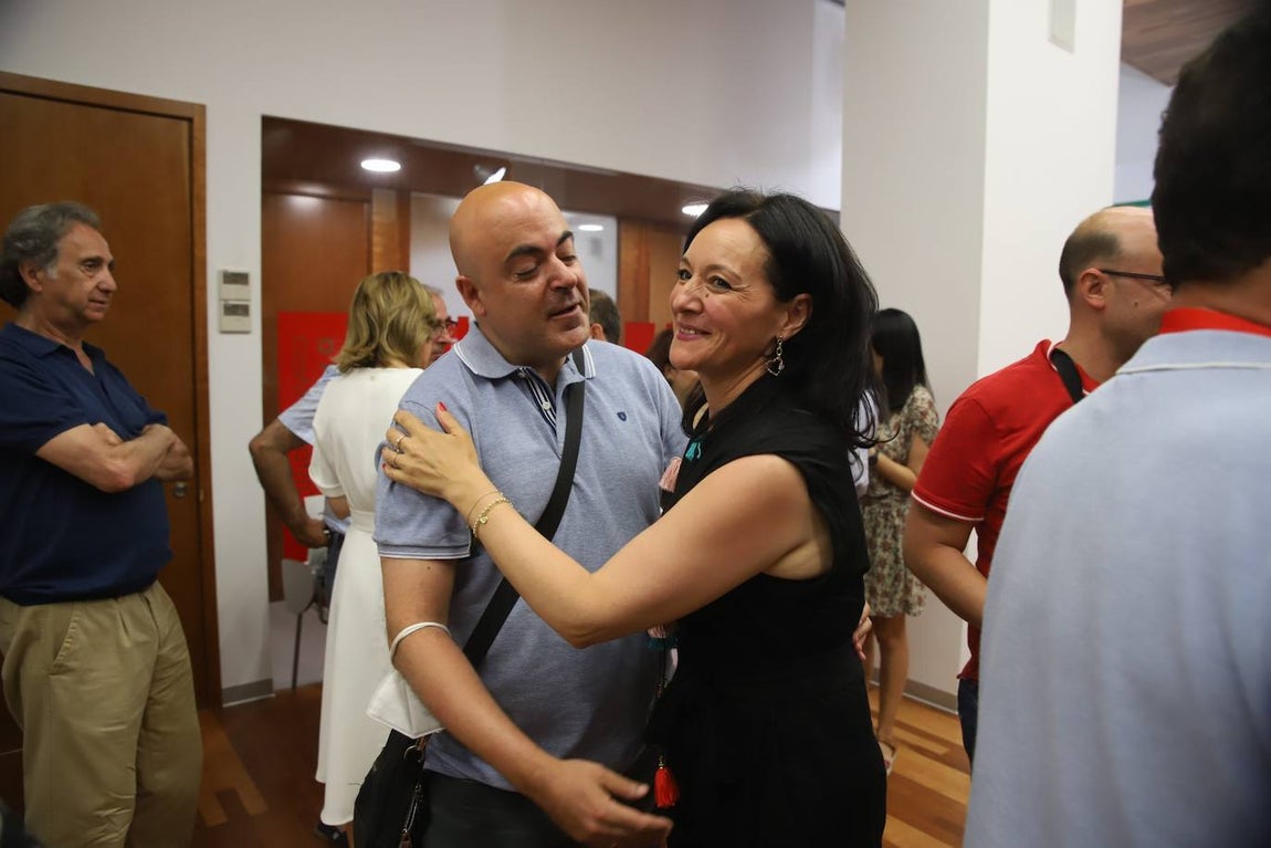 La dura derrota del PSOE de Córdoba en las autonómicas, en imágenes