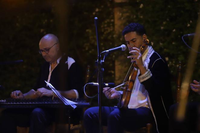 La Noche Blanca del Flamenco desde el Alcázar al Zoco y San Agustín, en imágenes