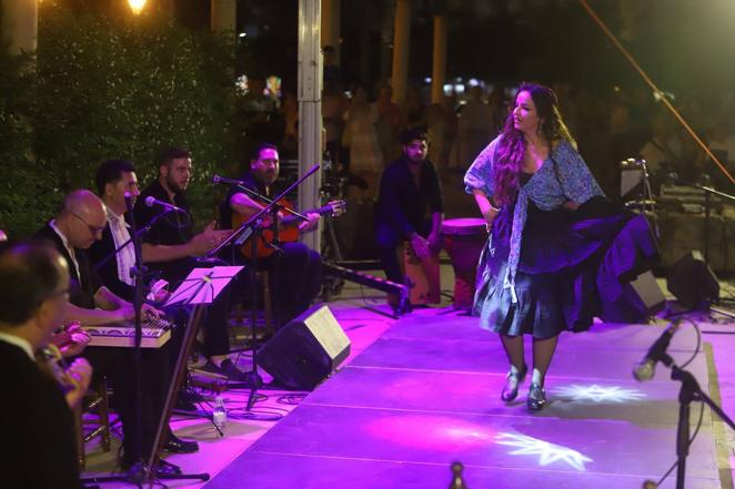 La Noche Blanca del Flamenco desde el Alcázar al Zoco y San Agustín, en imágenes