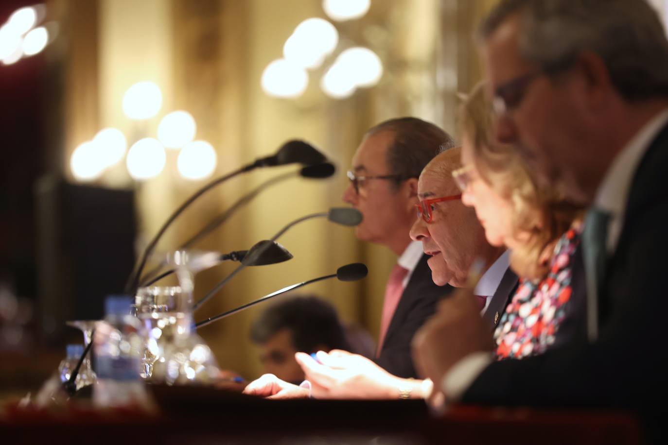 La asamblea del Círculo de la Amistad de Córdoba, en imágenes