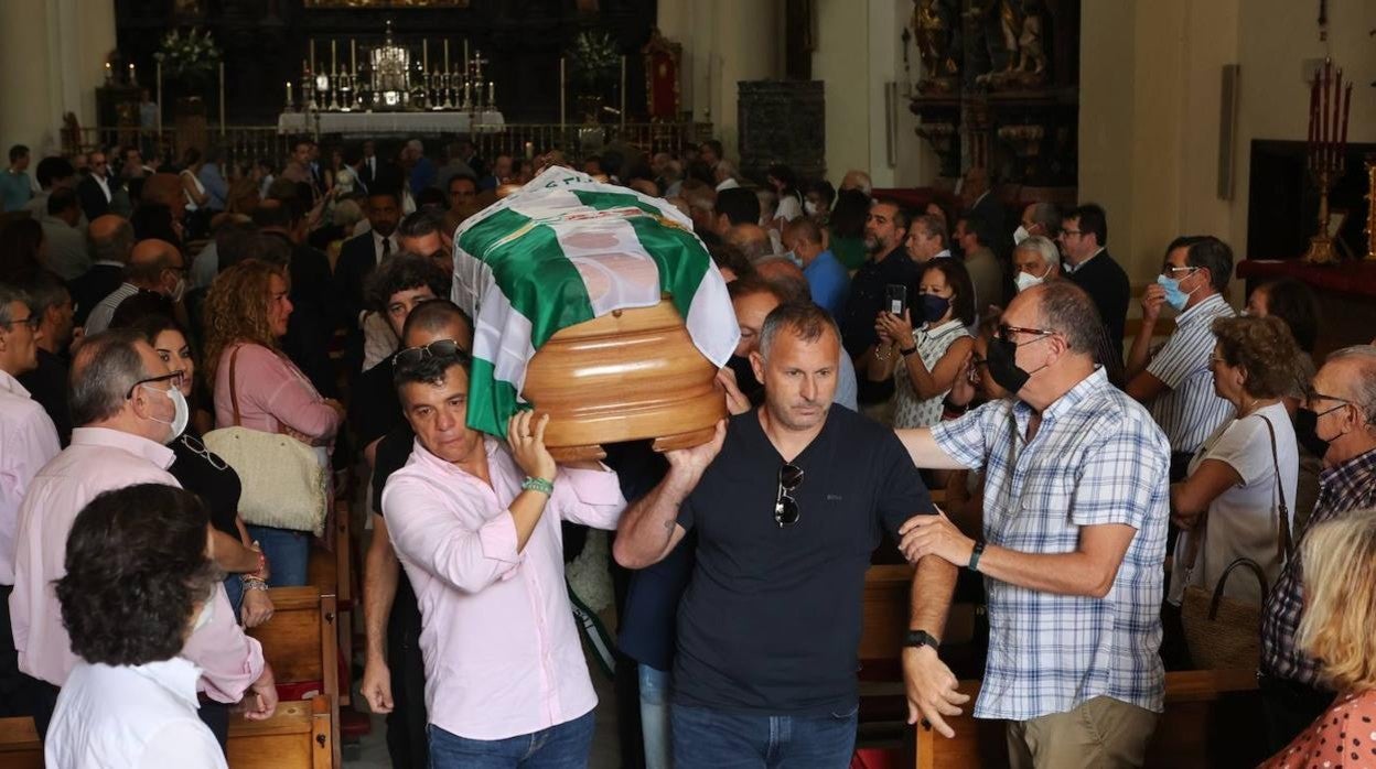 El funeral de Rafael Campanero en Córdoba, en imágenes