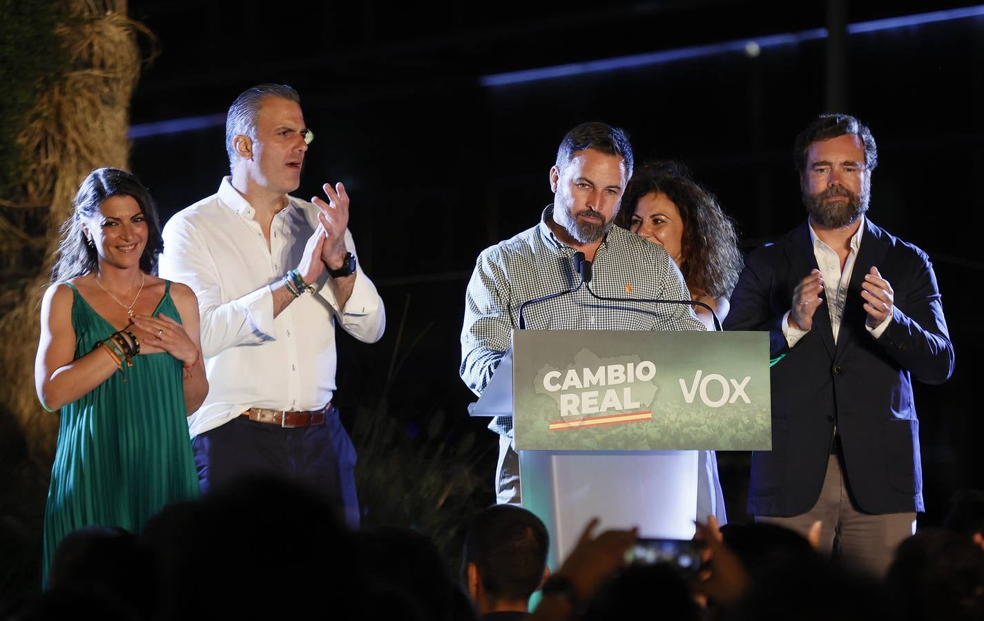 Vox se estanca y no será decisivo en el gobierno de Andalucía