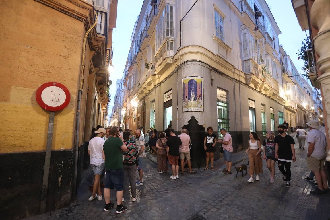 Fotos: Ambiente en la sede de Adelante Andalucía en Cádiz