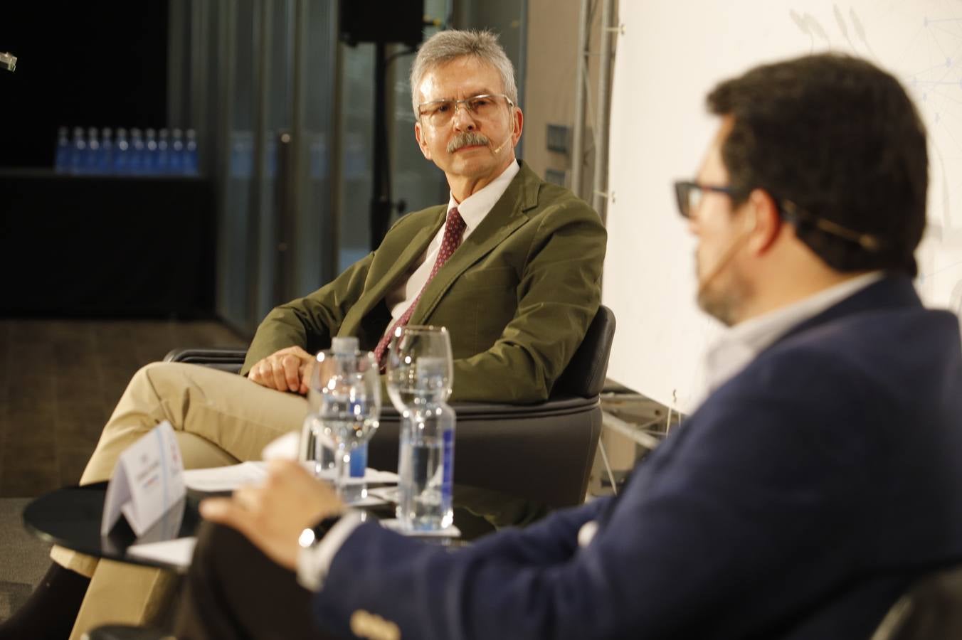 En imágenes, el foro Asfaco con el presidente de Enresa en Córdoba