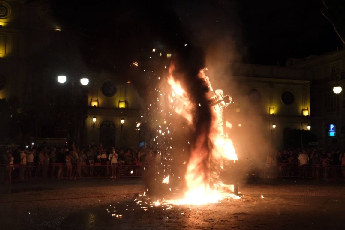 Fotos: Quema de la bruja Piti y el dios Momo 2022