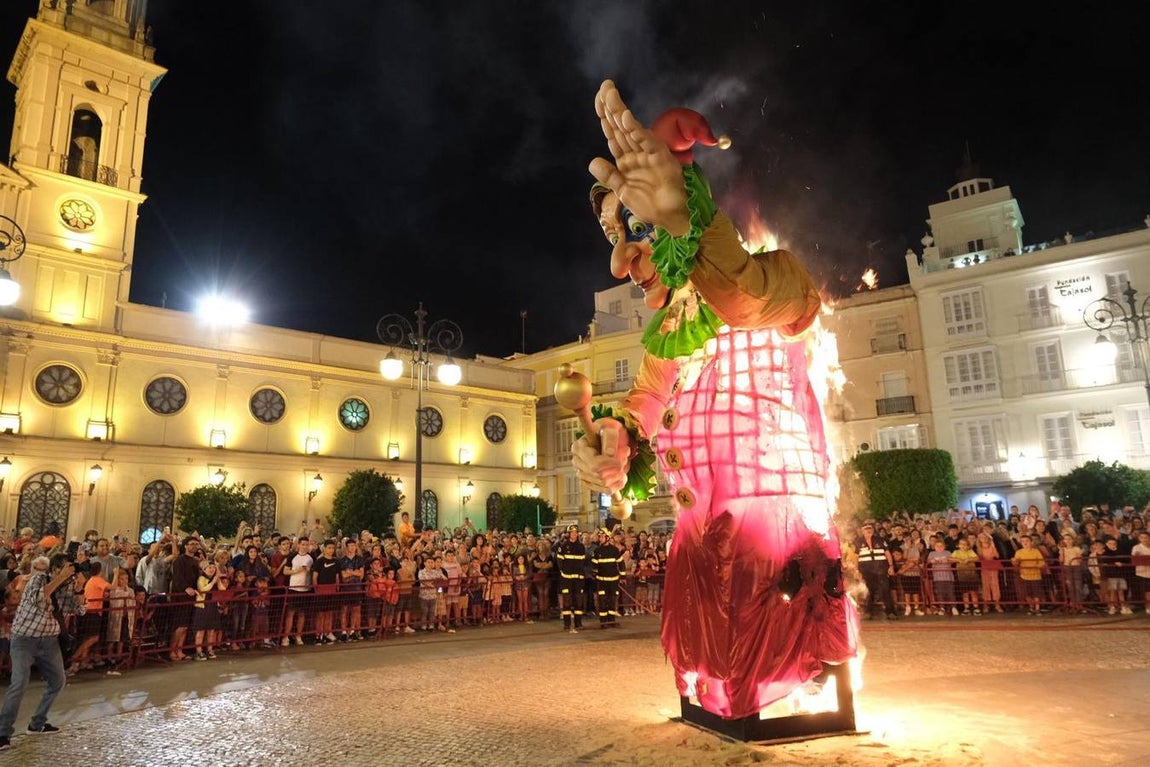 Fotos: Quema de la bruja Piti y el dios Momo 2022