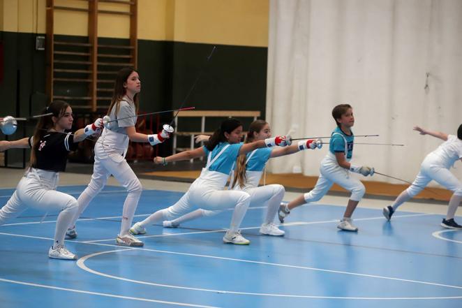 La belleza de la práctica de la esgrima en Córdoba, en imágenes