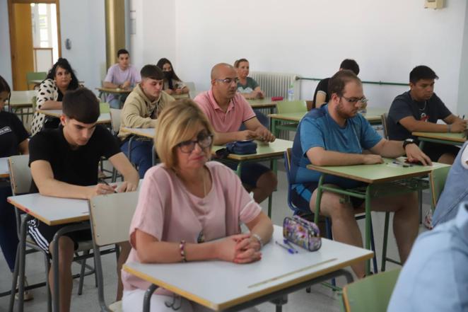 Las pruebas para el título de graduado en ESO en Córdoba, en imágenes
