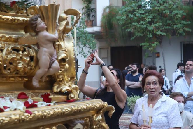 La procesión del Sagrado Corazón de Jesús en Córdoba, en imágenes