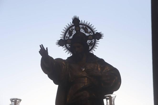 La procesión del Sagrado Corazón de Jesús en Córdoba, en imágenes