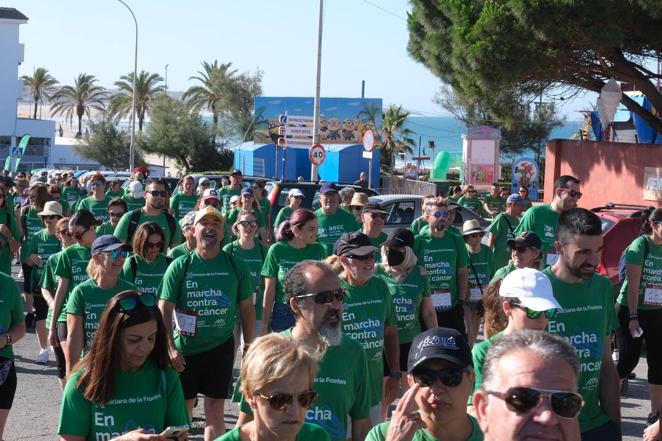 Fotos: X edición de la carrera &#039;En marcha contra el cáncer&#039; en Chiclana