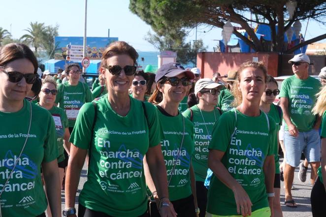 Fotos: X edición de la carrera &#039;En marcha contra el cáncer&#039; en Chiclana