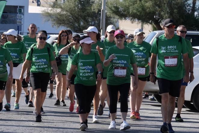 Fotos: X edición de la carrera &#039;En marcha contra el cáncer&#039; en Chiclana