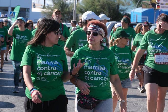 Fotos: X edición de la carrera &#039;En marcha contra el cáncer&#039; en Chiclana