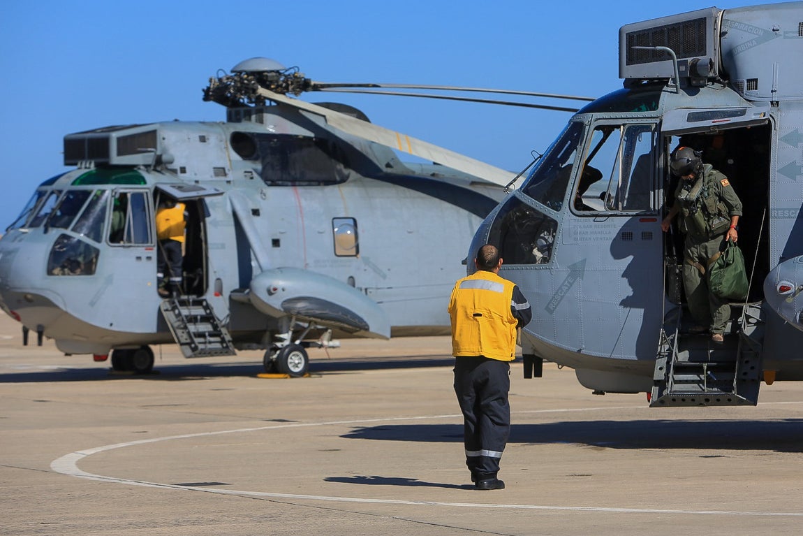 En imágenes: Así ha sido la despedida de los dos últimos helicópteros &#039;Morsa&#039; de la Armada