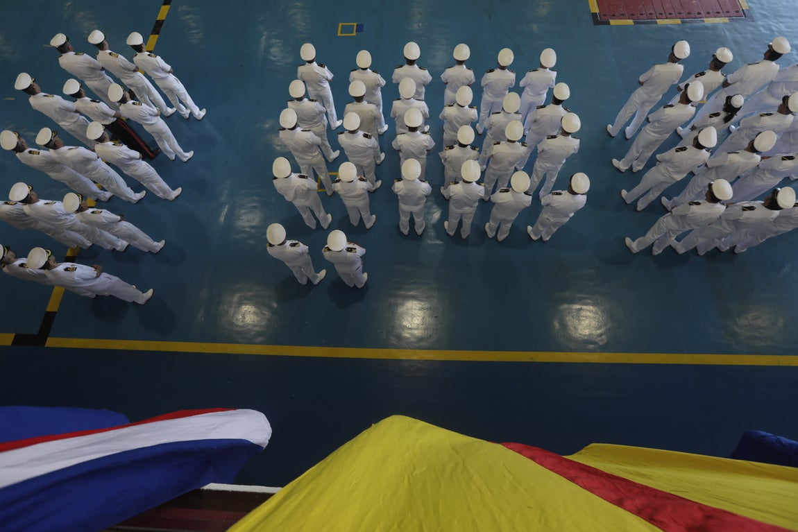 En imágenes: Así ha sido la despedida de los dos últimos helicópteros &#039;Morsa&#039; de la Armada