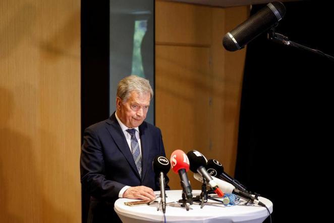 El presidente de Finlandia, Sauli Niinisto, interviene en una declaración en Madrid a propósito de la cumbre de la OTAN.. 