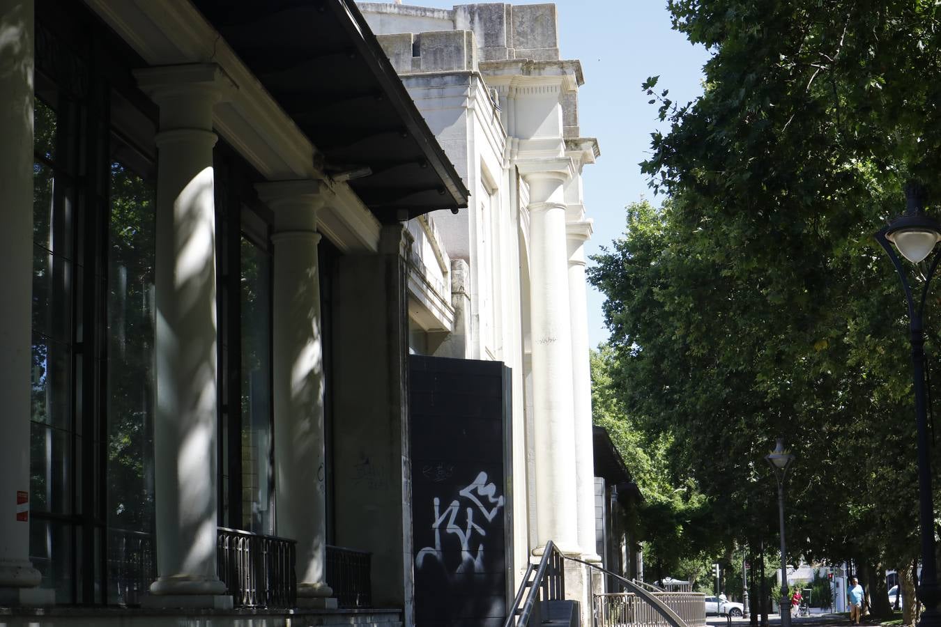 En imágenes, el estado de la Pérgola en los Jardines de la Victoria de Córdoba